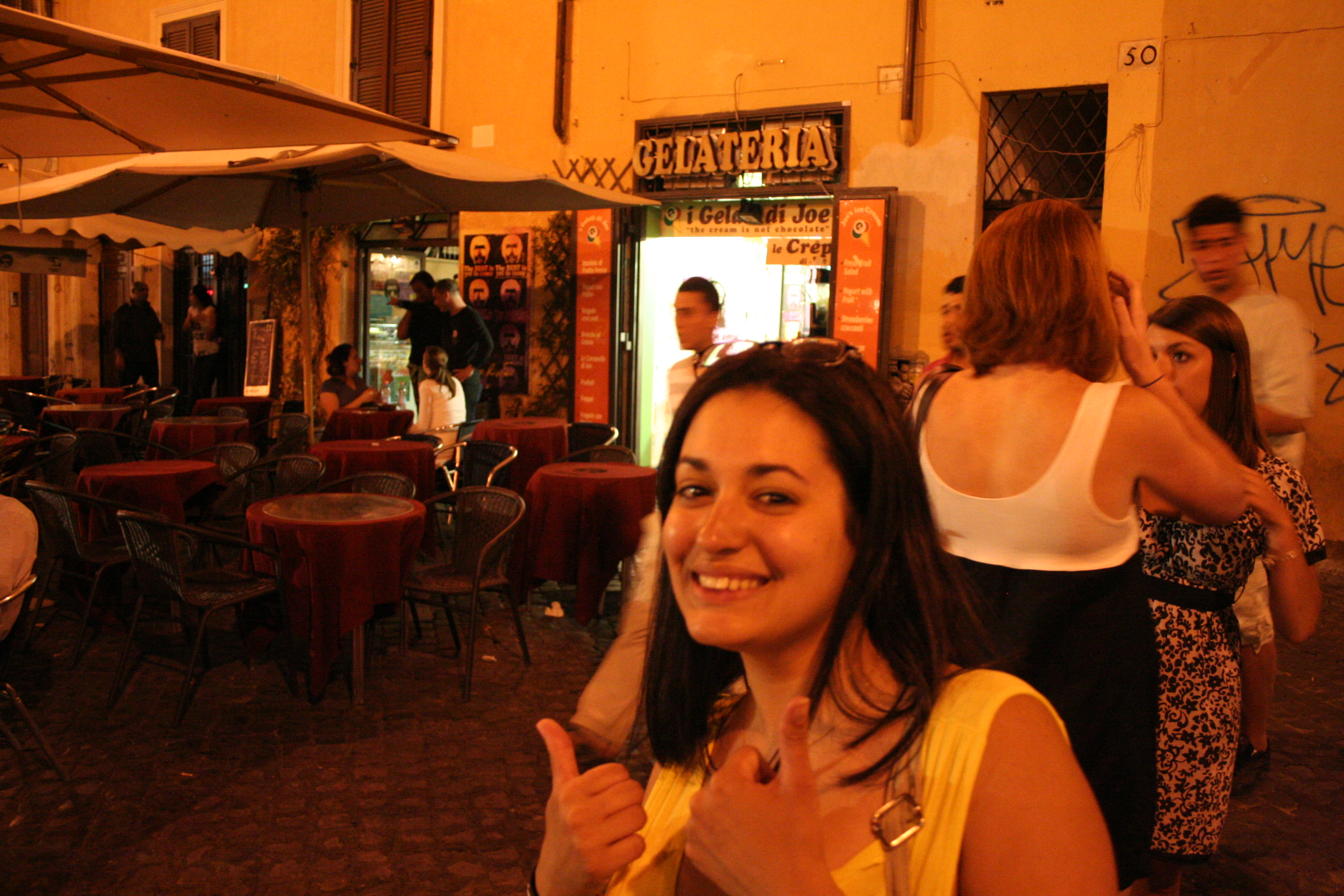 Pub Crawl in Rome